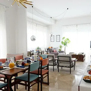 Bed and breakfast Questa Casa Non E'un, Palermo